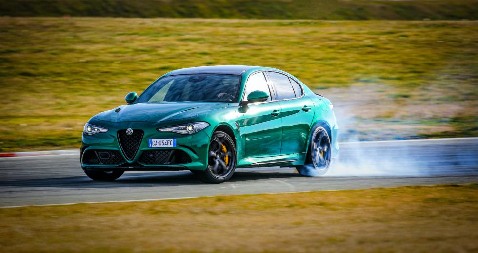 Aνανεωμένες Alfa Romeo Giulia & Stelvio Quadrifoglio